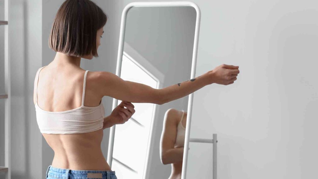 Orthorexia vs. Anorexia: Body Image Concerns