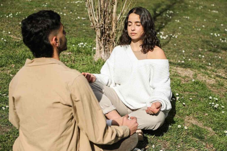 The Role of Mindfulness in Romantic Relationships